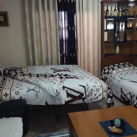 Kiçi * Korce